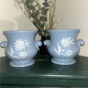 Set of 2 Vintage Abingdon Pottery 559 Cache Pot 5.5" H 1947 Blue White
